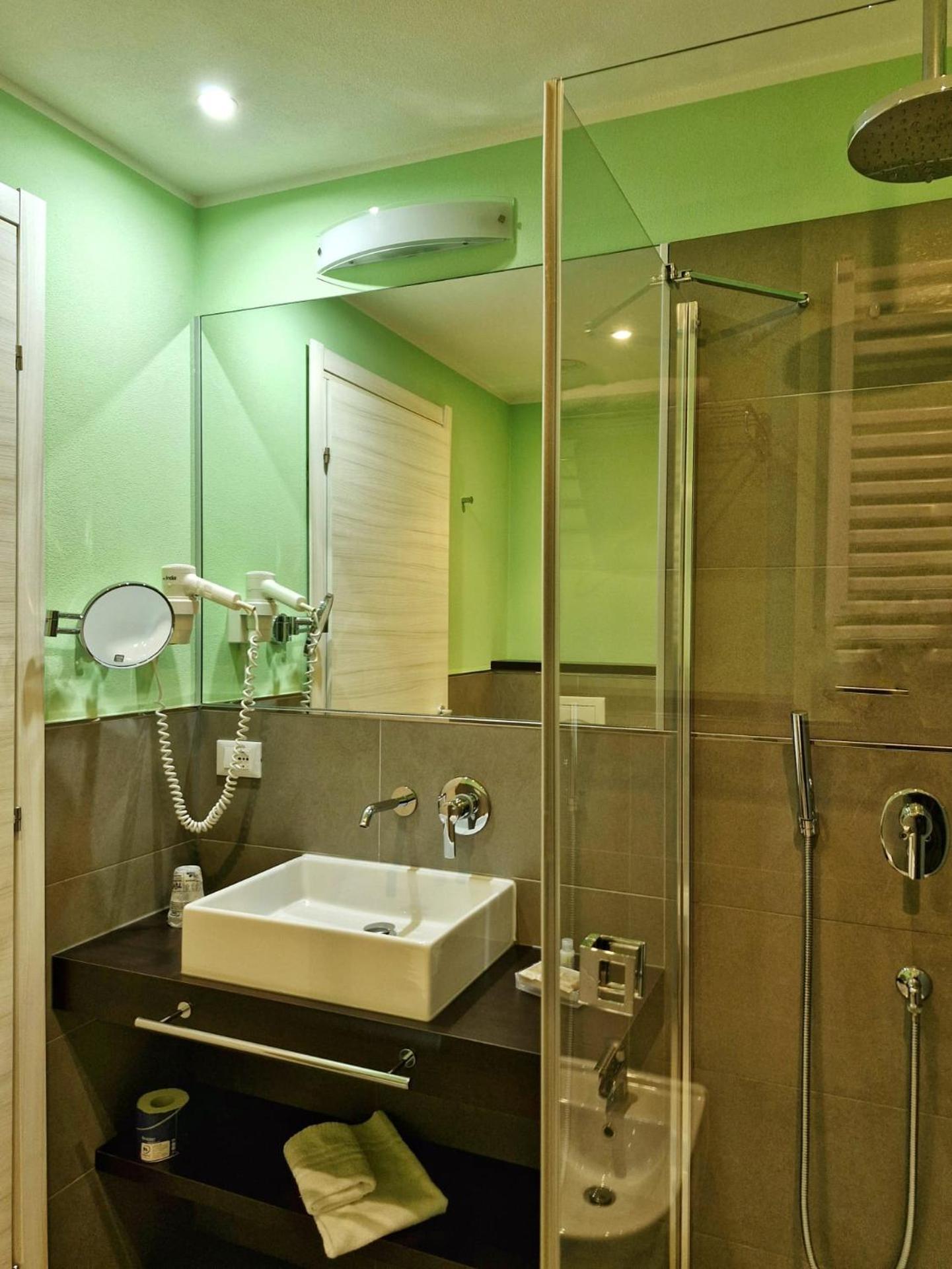 Mansio Residence & Hotel Elmas Bagian luar foto
